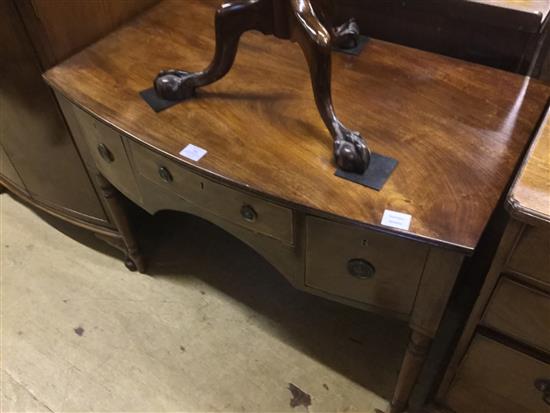 Regency mahogany bowfront dressing table